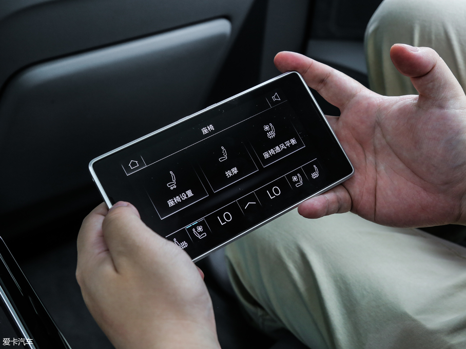 2018WA8 55TFSI quattro F