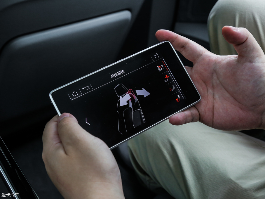 2018WA8 55TFSI quattro F