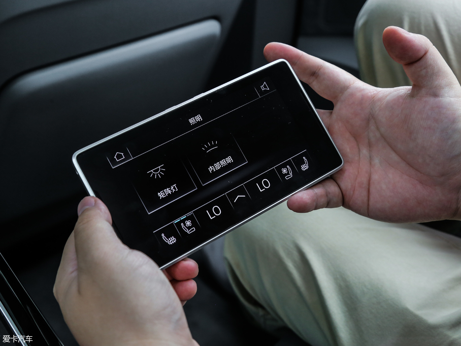 2018WA8 55TFSI quattro F