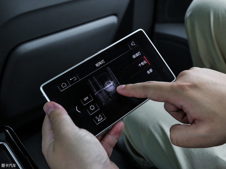 2018WA8 55TFSI quattro F