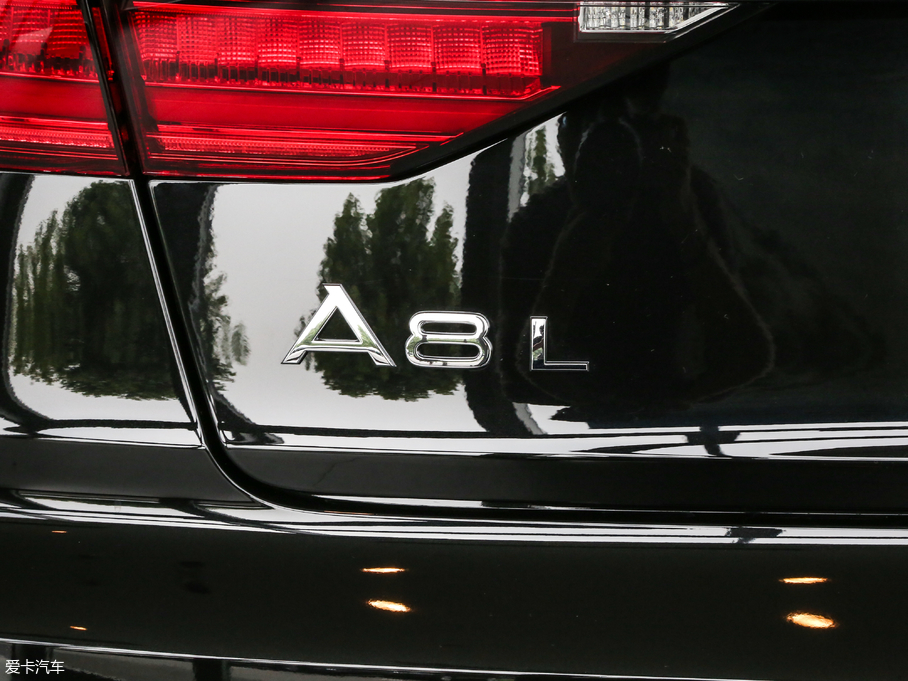 2018WA8 55TFSI quattro A