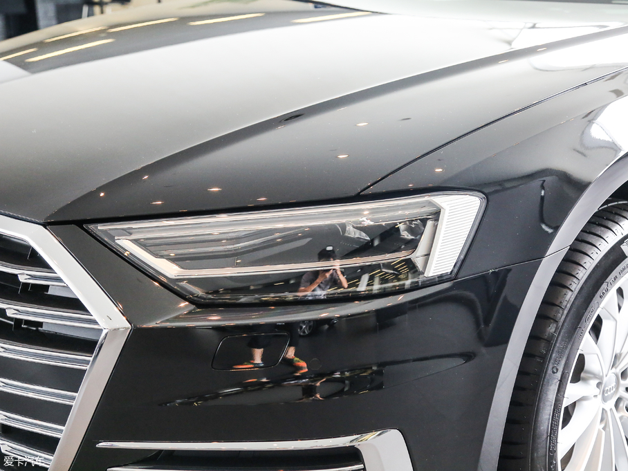 2018WA8 55TFSI quattro A