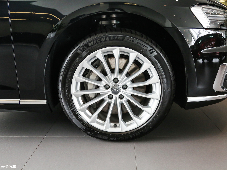 2018WA8 55TFSI quattro A