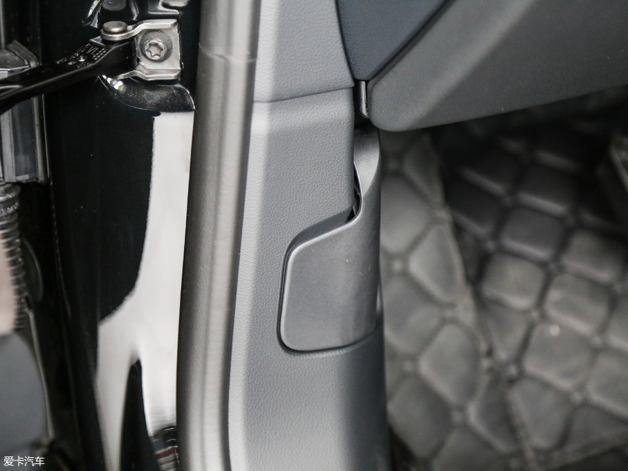 2018WA8 55TFSI quattro A