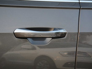 201855TFSI quattro A {T