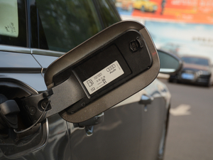 201855TFSI quattro A ^