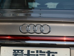 201855TFSI quattro A ^