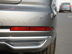 201855TFSI quattro A ^