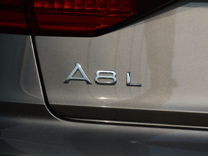 201855TFSI quattro A ^