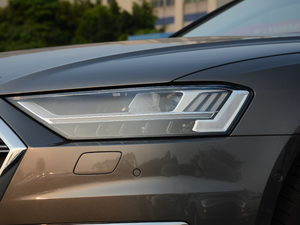 201855TFSI quattro A (x)(ji)^