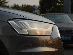 201855TFSI quattro A (x)(ji)^