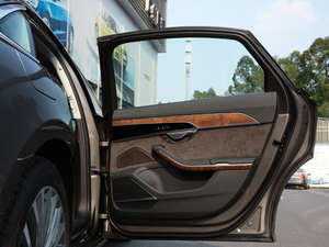 201855TFSI quattro A g