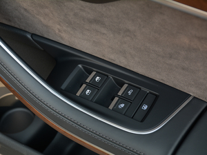 201855TFSI quattro A п؅^(q)