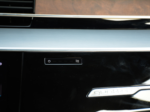 201855TFSI quattro A п؅^