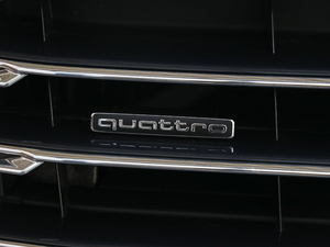 201855TFSI quattro ӢͶŰ ^