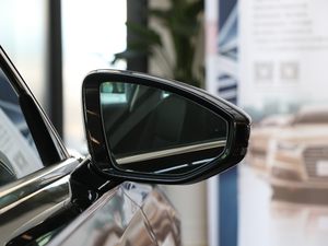 201855TFSI quattro ӢͶŰ (x)(ji)^