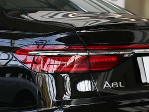 201855TFSI quattro ӢͶŰ (x)(ji)^