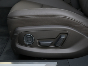 201855TFSI quattro ӢͶŰ {{