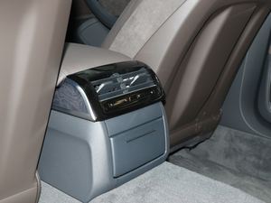 201855TFSI quattro ӢͶŰ g