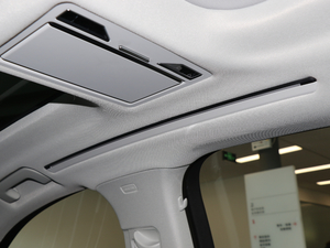 201855TFSI quattro ӢͶŰ g