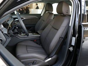 201855TFSI quattro ӢͶŰ {