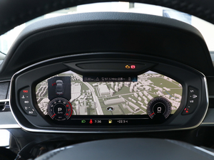 201855TFSI quattro ӢͶŰ п؅^