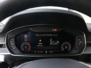 201855TFSI quattro ӢͶŰ п؅^