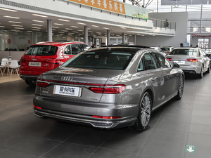 2018款55TFSI quattro 尊享投放版 整体外观