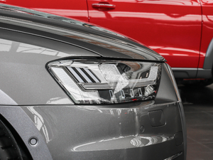 201855TFSI quattro ͶŰ ^