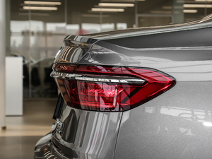 201855TFSI quattro ͶŰ ^