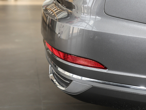 201855TFSI quattro ͶŰ ^