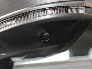 201855TFSI quattro ͶŰ ^