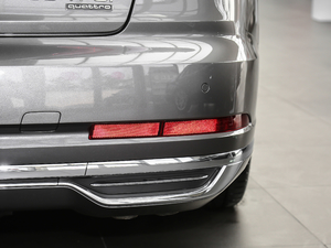 201855TFSI quattro ͶŰ ^