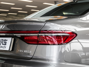 201855TFSI quattro ͶŰ ^