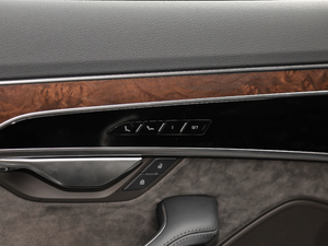 201855TFSI quattro ͶŰ g