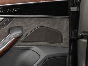 201855TFSI quattro ͶŰ g