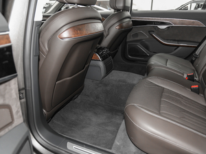 201855TFSI quattro ͶŰ g