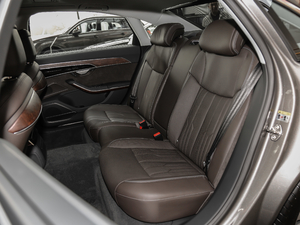 201855TFSI quattro ͶŰ 