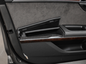 201855TFSI quattro ͶŰ g