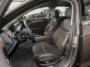 201855TFSI quattro ͶŰ {