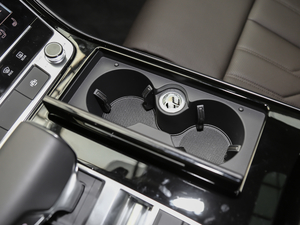 201855TFSI quattro ͶŰ g