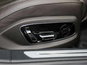 201855TFSI quattro ͶŰ g