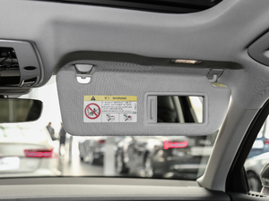 201855TFSI quattro ͶŰ g