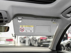 201855TFSI quattro ͶŰ g