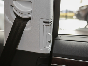 201855TFSI quattro ͶŰ g