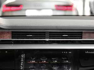 201855TFSI quattro ͶŰ {(dio)L