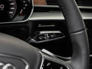 201855TFSI quattro ͶŰ п؅^(q)