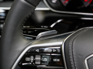 201855TFSI quattro ͶŰ п؅^(q)