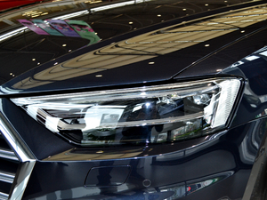 201855TFSI quattro ӢͶŰ ^