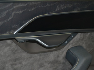 201855TFSI quattro ӢͶŰ g